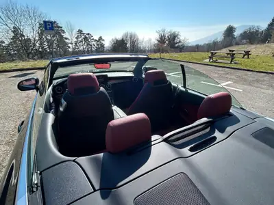 Mercedes-Benz C 200 Cabriolet 4Matic — Élégance décapotable, très peu kilométré — intérieur