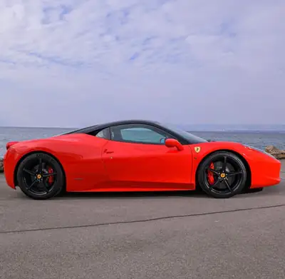 Ferrari 458 Italia 4.5 V8 — Superbe coupé sportif avec historique Ferrari complet — vue extérieure
