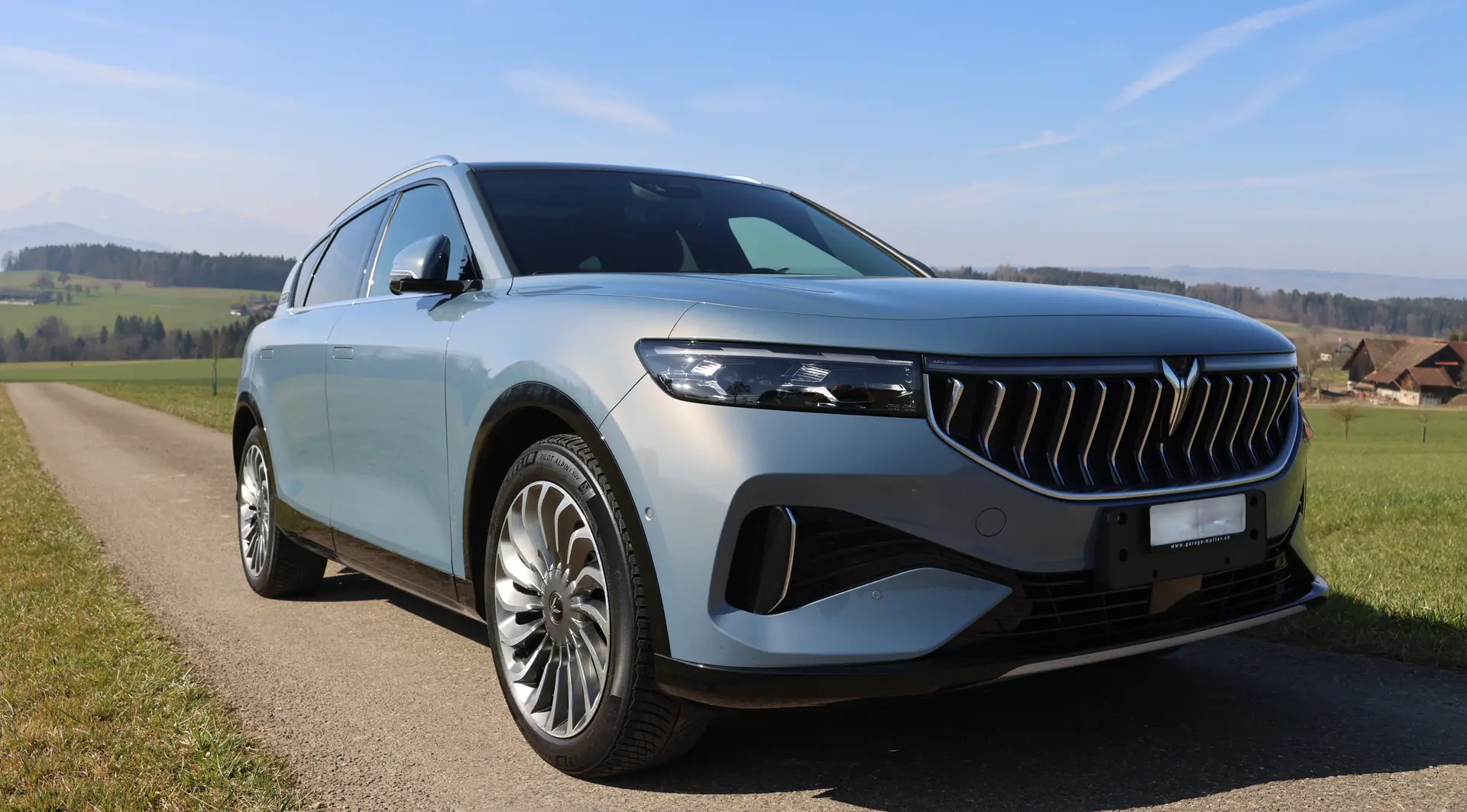 Voyah Free 489 ch — SUV électrique haute performance, 31 000 km seulement — vue extérieure