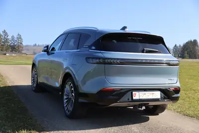 Voyah Free 489 ch — SUV électrique haute performance, 31 000 km seulement — détail