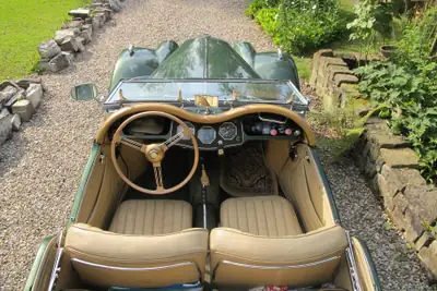 MG Midget TF 1954 — Roadster anglais vintage, charme rétro authentique — arrière