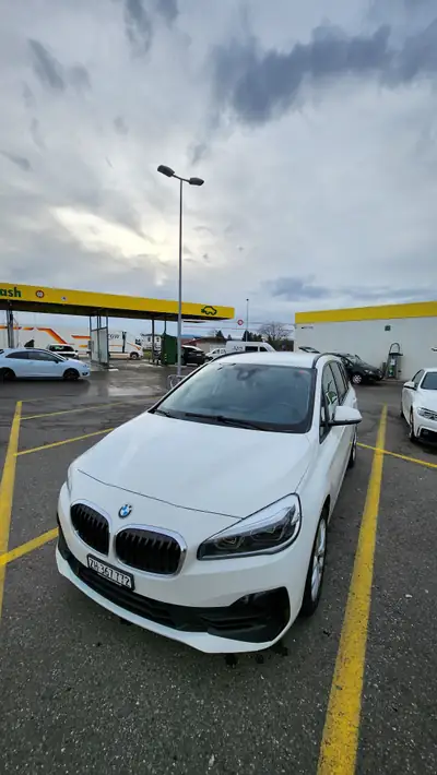 BMW 218 Gran Tourer xDrive — Monospace 7 places, diesel efficient, service inclus jusqu'à 100'000 km — Thumbnail 12