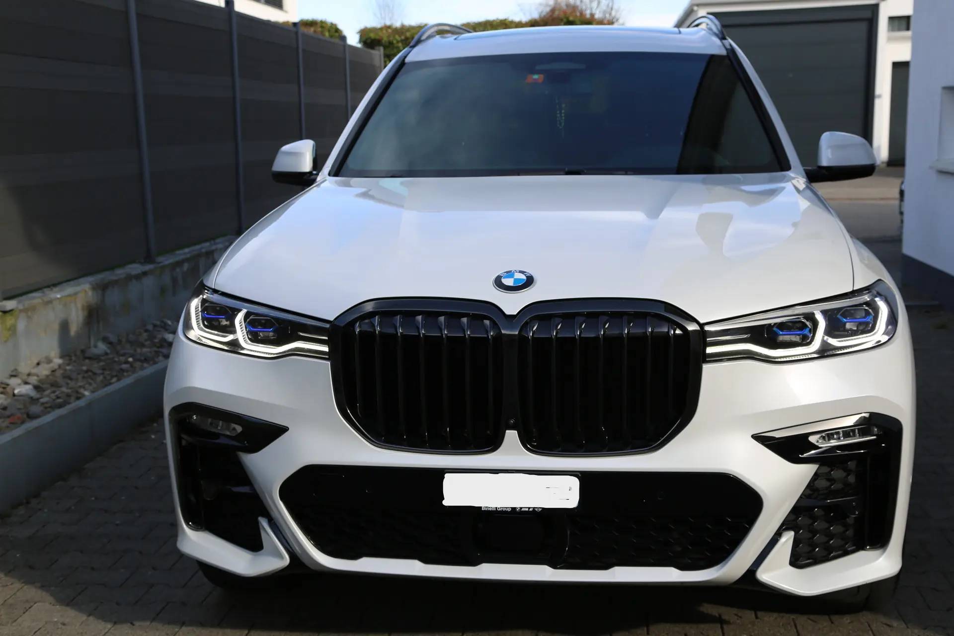 BMW X7 xDrive 48V 40i — SUV 7 places hybride, 52 500 km seulement — Außenansicht