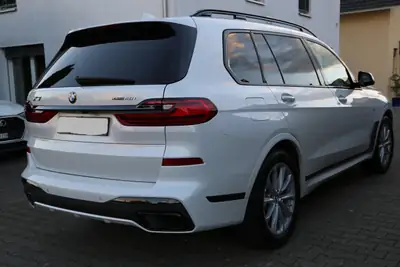 BMW X7 xDrive 48V 40i — SUV 7 places hybride, 52 500 km seulement — détail