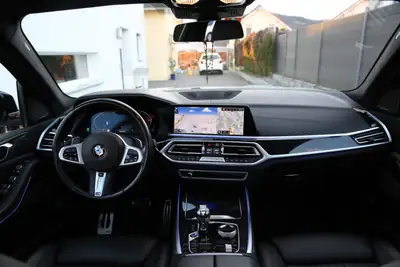 BMW X7 xDrive 48V 40i — SUV 7 places hybride, 52 500 km seulement — Miniature 18
