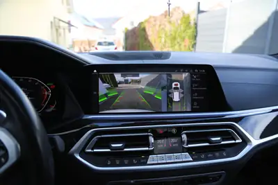 BMW X7 xDrive 48V 40i — SUV 7 places hybride, 52 500 km seulement — Miniature 20