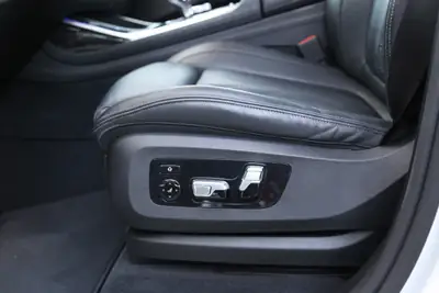 BMW X7 xDrive 48V 40i — SUV 7 places hybride, 52 500 km seulement — Miniature 25