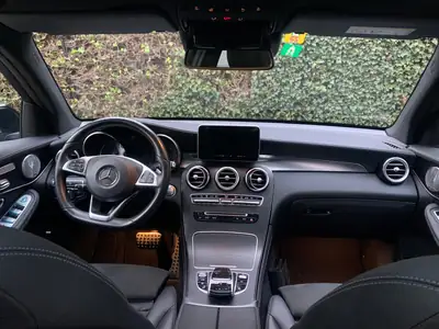 Mercedes-Benz GLC 350 e AMG Line — SUV hybride rechargeable, 76'000 km, sans sinistre — Innenraum