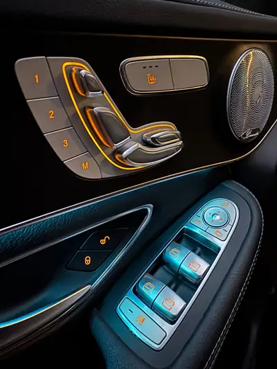 Mercedes-Benz GLC 350 e AMG Line — SUV hybride rechargeable, 76'000 km, sans sinistre — Miniatur 7