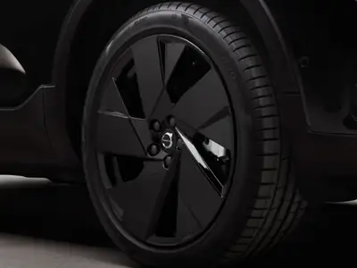 Volvo XC40 B4 MH Plus Dark 2024 — SUV hybride compact, état neuf avec garantie premium — Miniatura 8