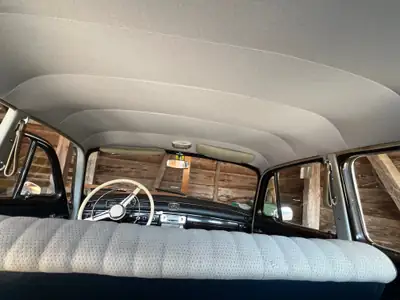 Mercedes-Benz 180D 1958 — Classique diesel authentique, immatriculé vétéran suisse — Miniature 9