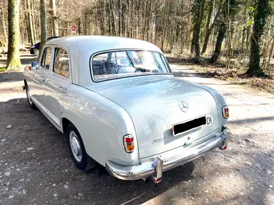 Mercedes-Benz 180D 1958 — Classique diesel authentique, immatriculé vétéran suisse — Miniature 11