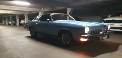 Oldsmobile 442 Cutlass Big Block 7.5L — Légende américaine des années 80, moteur colossal — Miniature 18