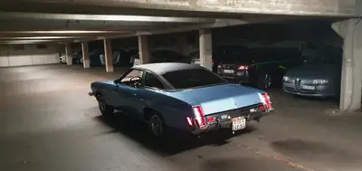 Oldsmobile 442 Cutlass Big Block 7.5L — Légende américaine des années 80, moteur colossal — Miniature 16