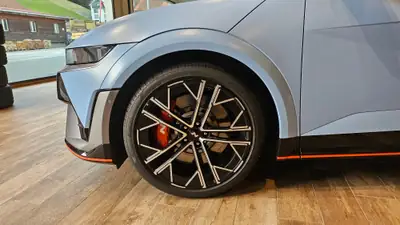 Hyundai Ioniq 5 N 84kWh 4WD — 650 ch, performances électriques et garantie 5 ans — Thumbnail 17