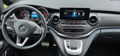 Mercedes-Benz V 300 d Swiss Edition — Monospace premium 4Matic, entretien gratuit jusqu'à 2033 — detail