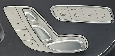 Mercedes-Benz V 300 d Swiss Edition — Monospace premium 4Matic, entretien gratuit jusqu'à 2033 — Thumbnail 7