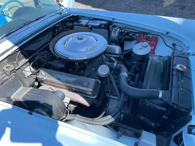 Ford Thunderbird 1957 — Cabriolet légendaire américain, 245 ch de pure nostalgie — détail