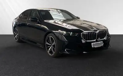 BMW 530e M Sport Steptronic — Berline hybride rechargeable, très faible kilométrage — Außenansicht