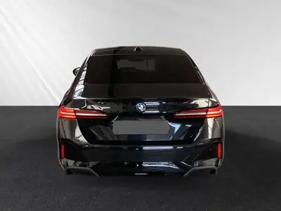 BMW 530e M Sport Steptronic — Berline hybride rechargeable, très faible kilométrage — Armaturenbrett