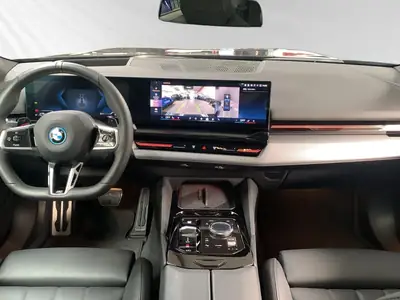 BMW 530e M Sport Steptronic — Berline hybride rechargeable, très faible kilométrage — Miniatur 10