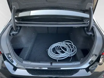 BMW 530e M Sport Steptronic — Berline hybride rechargeable, très faible kilométrage — Miniatur 19