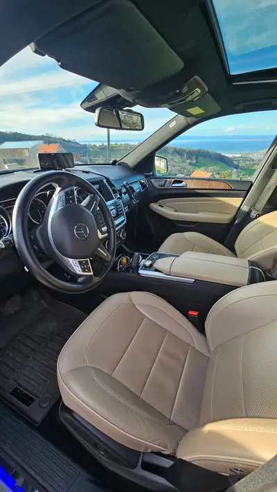 Mercedes-Benz ML 350 BlueTEC 4Matic — SUV premium diesel, 4x4 intégral et consommation maîtrisée — détail