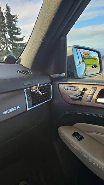 Mercedes-Benz ML 350 BlueTEC 4Matic — SUV premium diesel, 4x4 intégral et consommation maîtrisée — Miniature 11