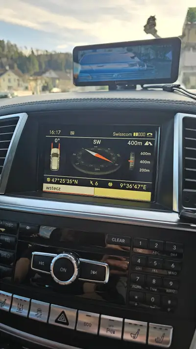 Mercedes-Benz ML 350 BlueTEC 4Matic — SUV premium diesel, 4x4 intégral et consommation maîtrisée — Miniature 13