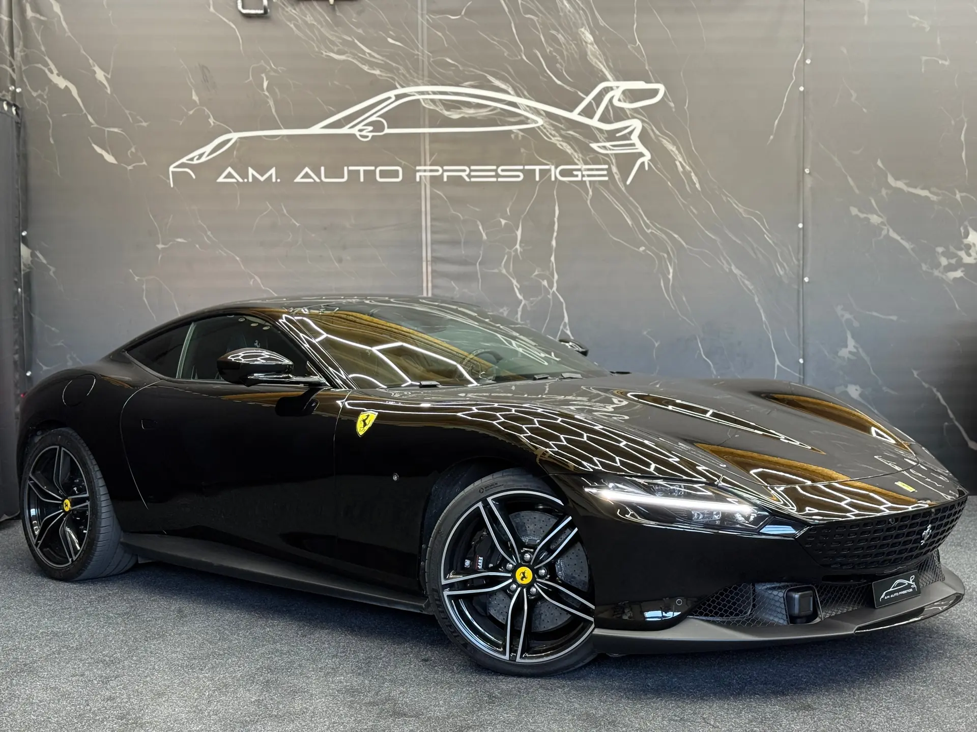 Ferrari Roma 3.9 V8 T — Coupé GT haute performance, 620 ch, quasi neuf — Außenansicht
