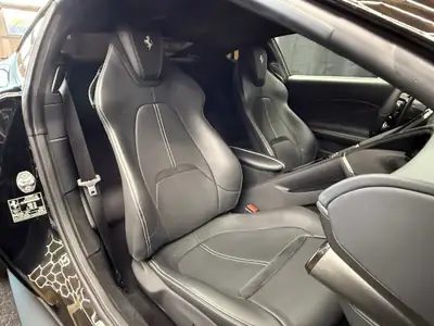 Ferrari Roma 3.9 V8 T — Coupé GT haute performance, 620 ch, quasi neuf — Miniatur 10