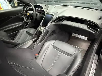 Ferrari Roma 3.9 V8 T — Coupé GT haute performance, 620 ch, quasi neuf — Miniatur 11