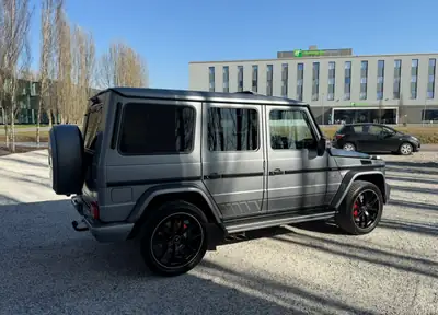 Mercedes-Benz G 63 AMG Exclusive Edition — SUV musculé, 571 ch, transmission 7G-Tronic — Heckansicht