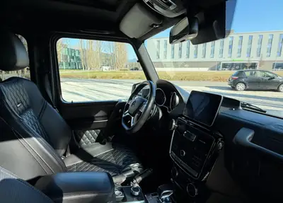 Mercedes-Benz G 63 AMG Exclusive Edition — SUV musculé, 571 ch, transmission 7G-Tronic — Innenraum