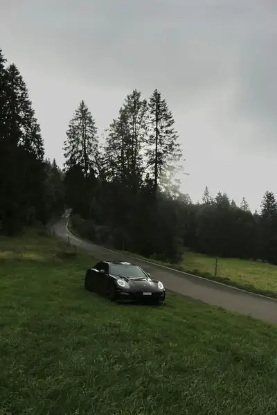 Porsche Panamera GTS 4.8 PDK — Grand tourer sportif, 96 000 km seulement — Miniature 16