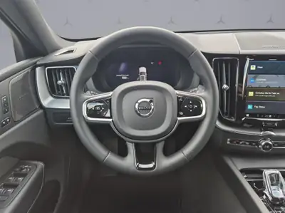 Volvo XC60 2.0 B5 MH Ultimate Dark — SUV hybride premium, 23'000 km seulement — Miniature 9