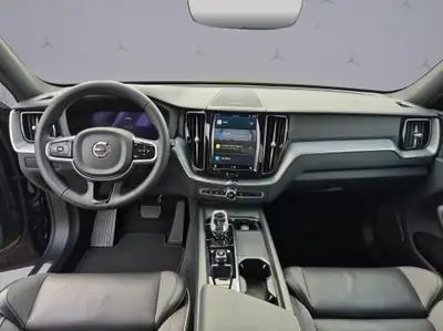 Volvo XC60 2.0 B5 MH Ultimate Dark — SUV hybride premium, 23'000 km seulement — Miniature 11