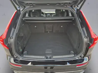 Volvo XC60 2.0 B5 MH Ultimate Dark — SUV hybride premium, 23'000 km seulement — Miniature 16