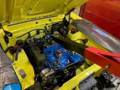 Ford Mustang Mach 1 351 M-Code — Muscle car mythique de 1970, 46'000 km seulement — Miniatura 14