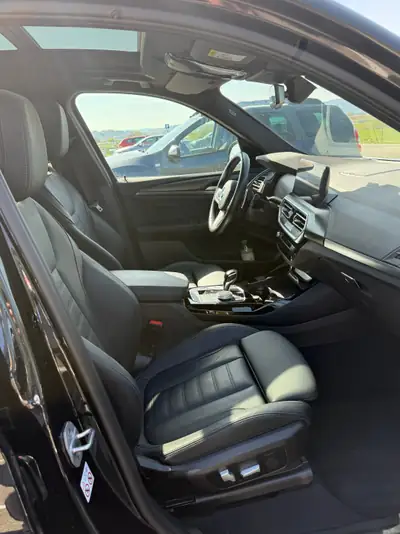 BMW X3 xDrive 30e M Sport 2023 — SUV hybride rechargeable, 38'000 km seulement — tableau de bord