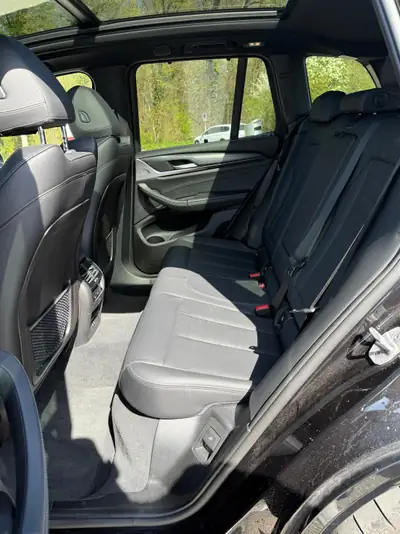 BMW X3 xDrive 30e M Sport 2023 — SUV hybride rechargeable, 38'000 km seulement — Miniature 7