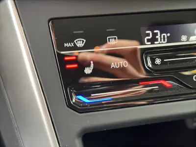 VW Polo 1.0 TSI Life DSG — Citadine dynamique, faible consommation et sécurité prouvée — Miniature 21