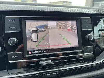 VW Polo 1.0 TSI Life DSG — Citadine dynamique, faible consommation et sécurité prouvée — Miniature 24