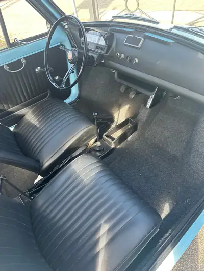 FIAT 500L Lusso 1969 — Coupé vintage blue celeste, 30 000 km d'origine — côté
