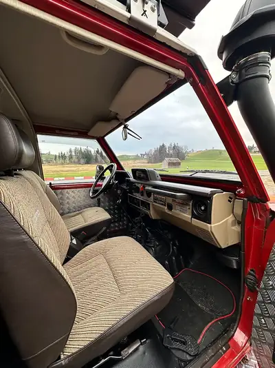 Toyota Land Cruiser LJ 73 FRP-Top TD — Légende 4x4 diesel, prête pour l'aventure — Detail