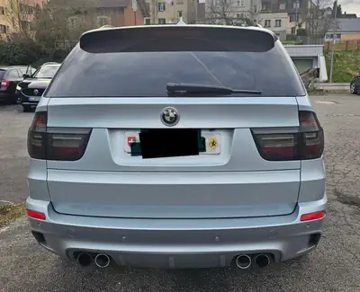 BMW X5M xDrive — SUV sportif 555 ch avec Standheizung et extras premium — détail