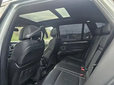 BMW X5M xDrive — SUV sportif 555 ch avec Standheizung et extras premium — Miniature 9