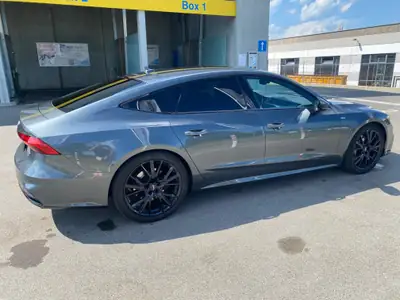 Audi A7 Sportback 50 TDI Quattro — Berline de prestige hybride diesel, 140'000 km — Miniature 8