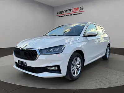 Skoda Fabia 1.0 TSI Selection DSG — Citadine dynamique, quasi neuve avec équipements premium — côté
