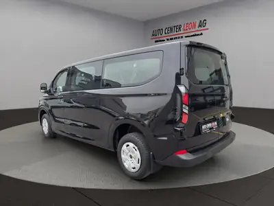 Ford Transit Custom Combi 320 — 9 places, diesel automatique, quasi neuf à 800 km — intérieur